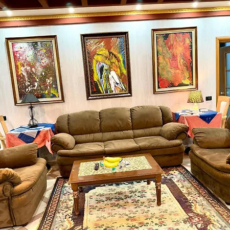 Gallery & Art Center Apartment